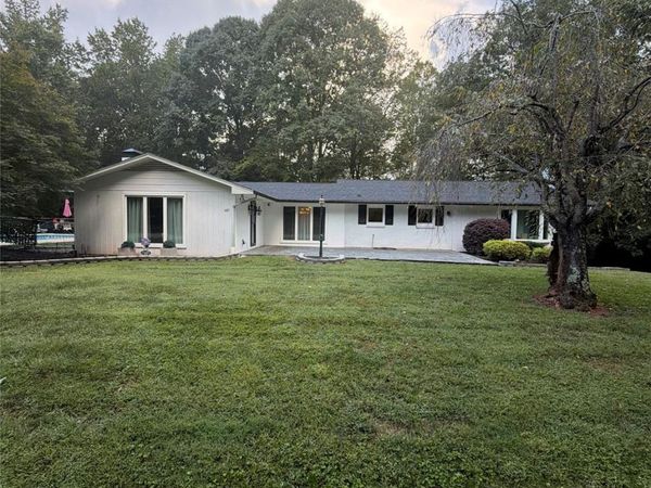 605 Bumgarner Industrial Drive , Conover, NC 28613
