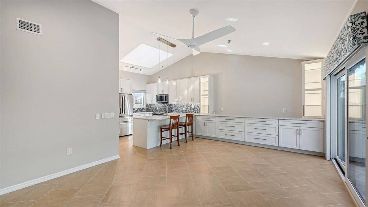 2245 Harbourside Drive, Unit 101, Longboat Key, FL 34228 Photo