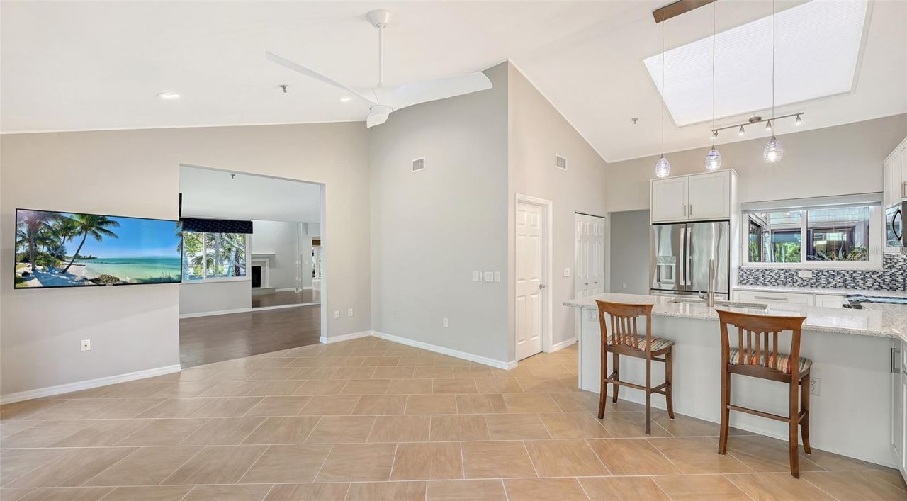 2245 Harbourside Drive, Unit 101, Longboat Key, FL 34228 Photo