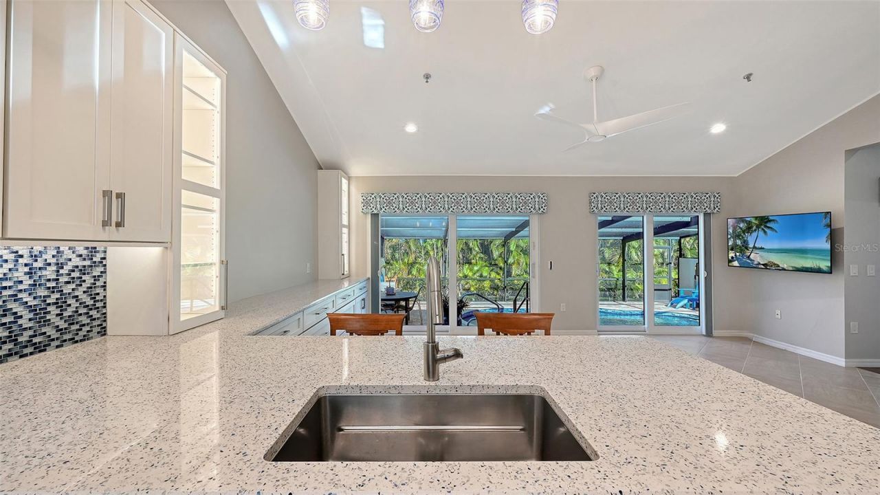 2245 Harbourside Drive, Unit 101, Longboat Key, FL 34228 Photo
