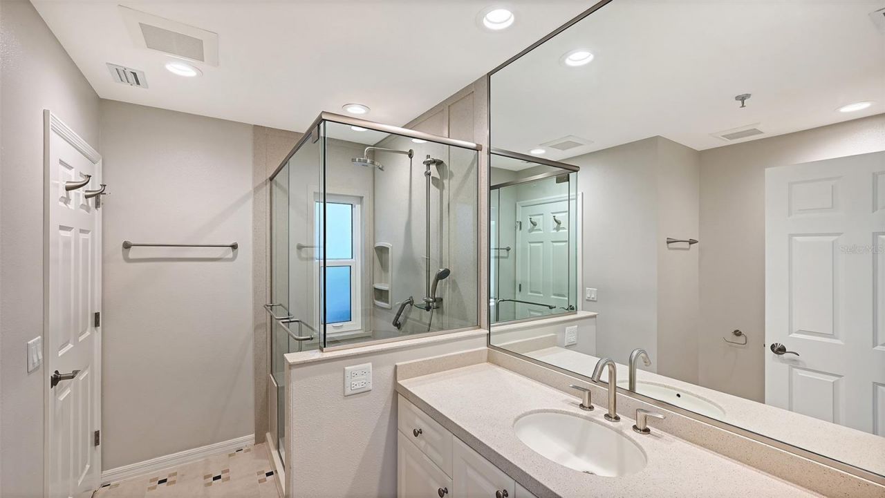 2245 Harbourside Drive, Unit 101, Longboat Key, FL 34228 Photo