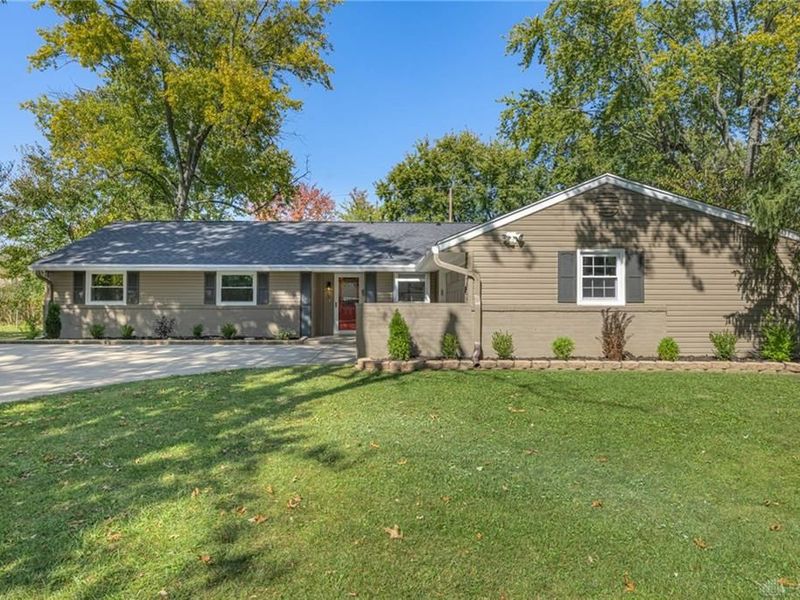 73 Dale Ridge Drive, Centerville, OH 45458 Photo 2