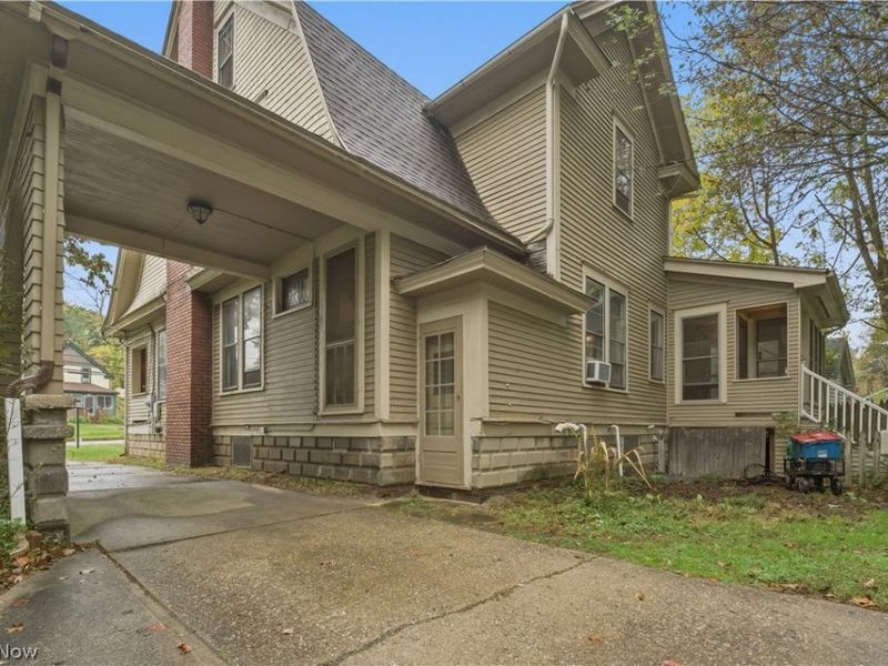 714 N Chestnut Street, Ravenna, OH 44266 Photo 5