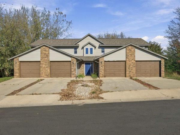 153 Talon Place, Unit 2, Sun Prairie, WI 53590