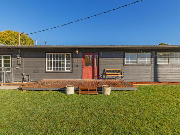 5911 Onyx Avenue, Klamath Falls, OR 97603