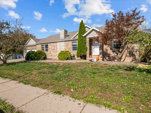 4504 W 14th Street , Davenport, IA 52804