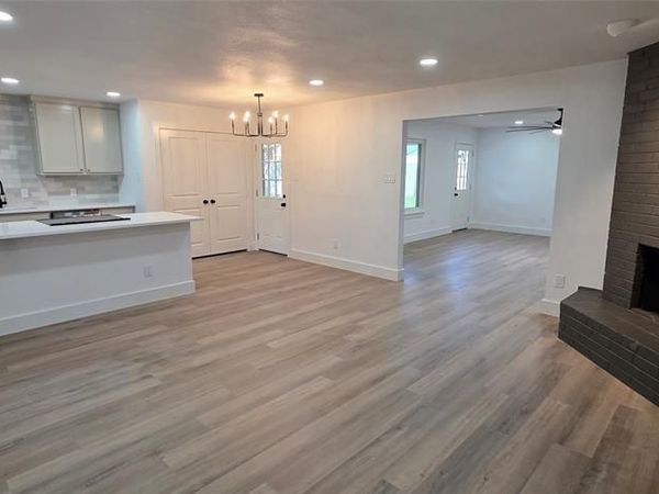 6029 Kary Lynn Drive S, Watauga, TX 76148