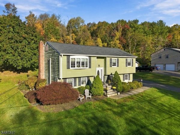 36 Brookside Ave, Mansfield, NJ 07840
