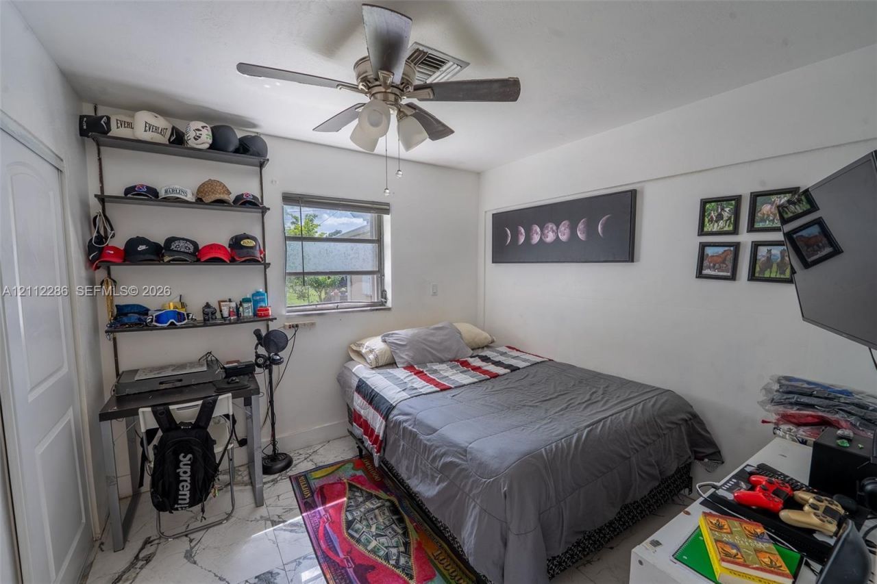 4480 NW 176th St , Miami Gardens, FL 33055 Photo
