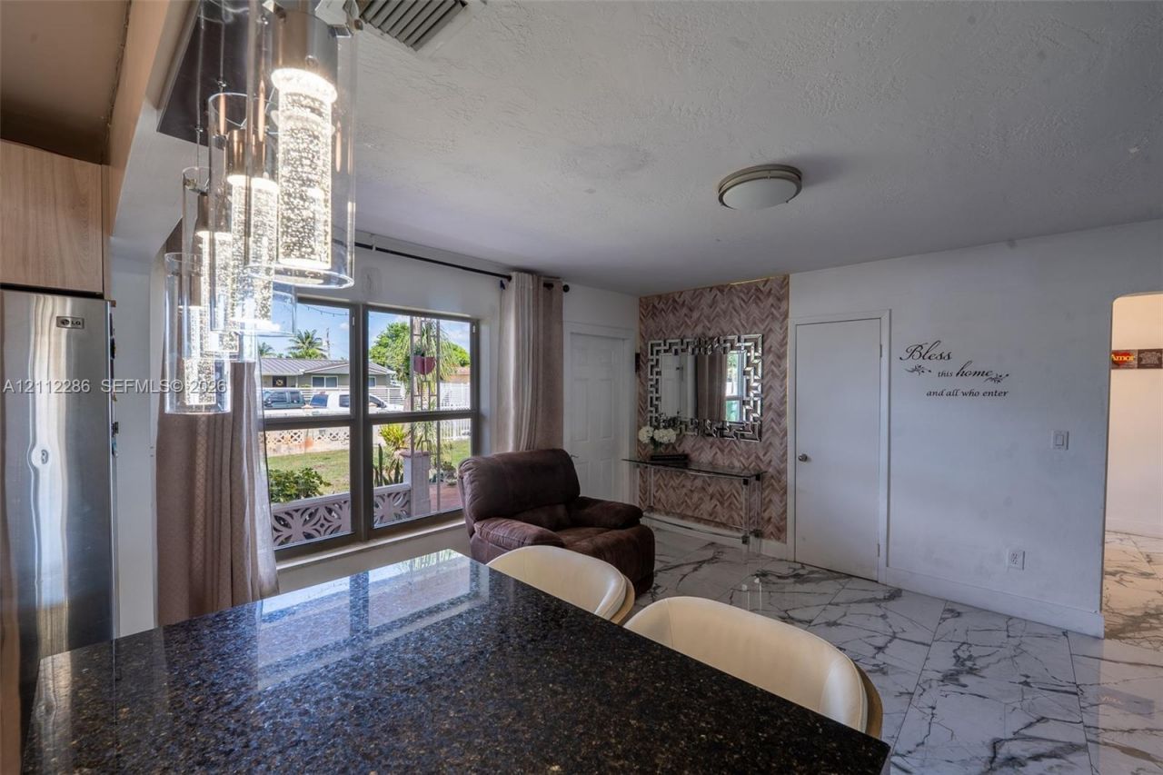 4480 NW 176th St , Miami Gardens, FL 33055 Photo
