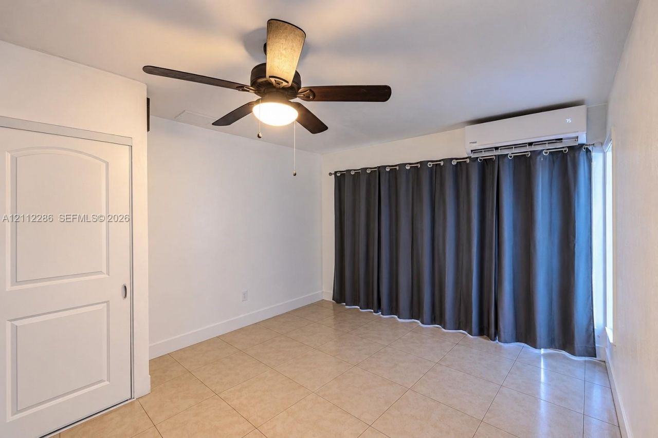 4480 NW 176th St , Miami Gardens, FL 33055 Photo