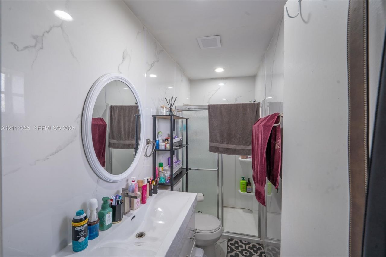 4480 NW 176th St , Miami Gardens, FL 33055 Photo