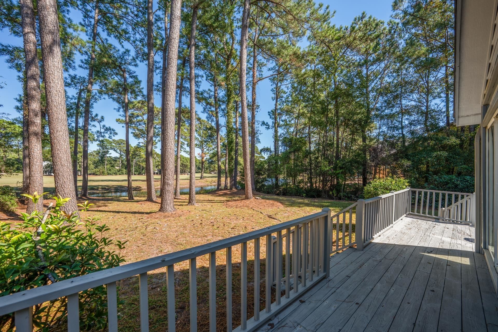 90 Parkview Dr. Photo 39