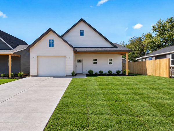 4840 S 29th West Avenue , Tulsa, OK 74107