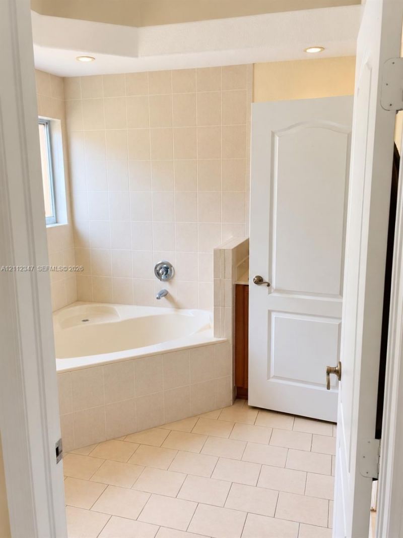 8766 NW 139th Ter , Unit 139, Miami Lakes, FL 33018 Photo