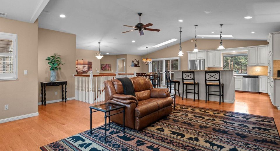 188 Meadow Lane, Stateline, NV 89449 Photo