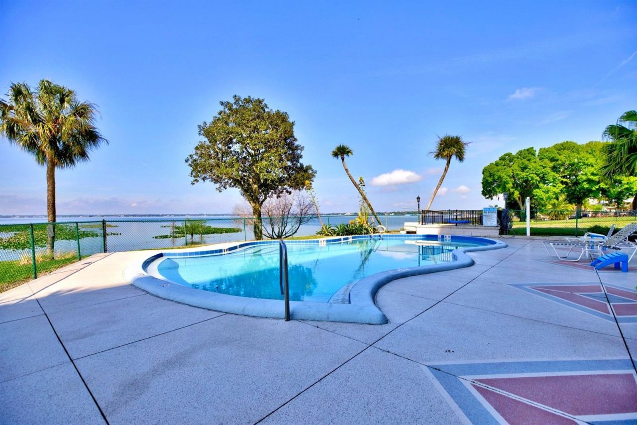 2131 Lakeview Drive , Unit 500, Sebring, FL 33870 Photo