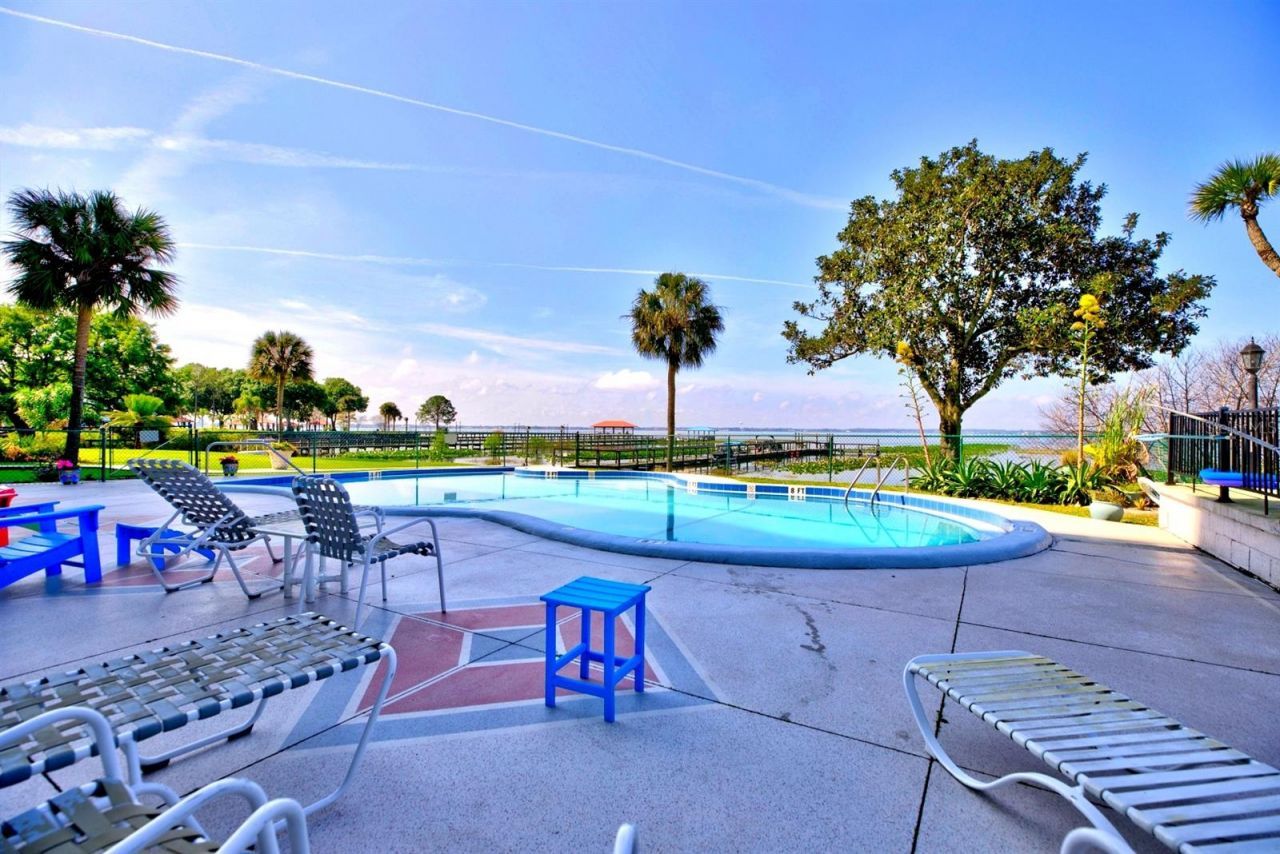 2131 Lakeview Drive , Unit 500, Sebring, FL 33870 Photo