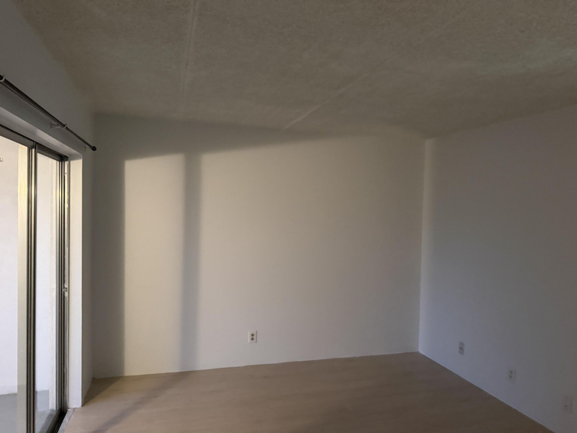 400 Village Green Circle W, Unit 205, Palm Springs, FL 33461 Photo