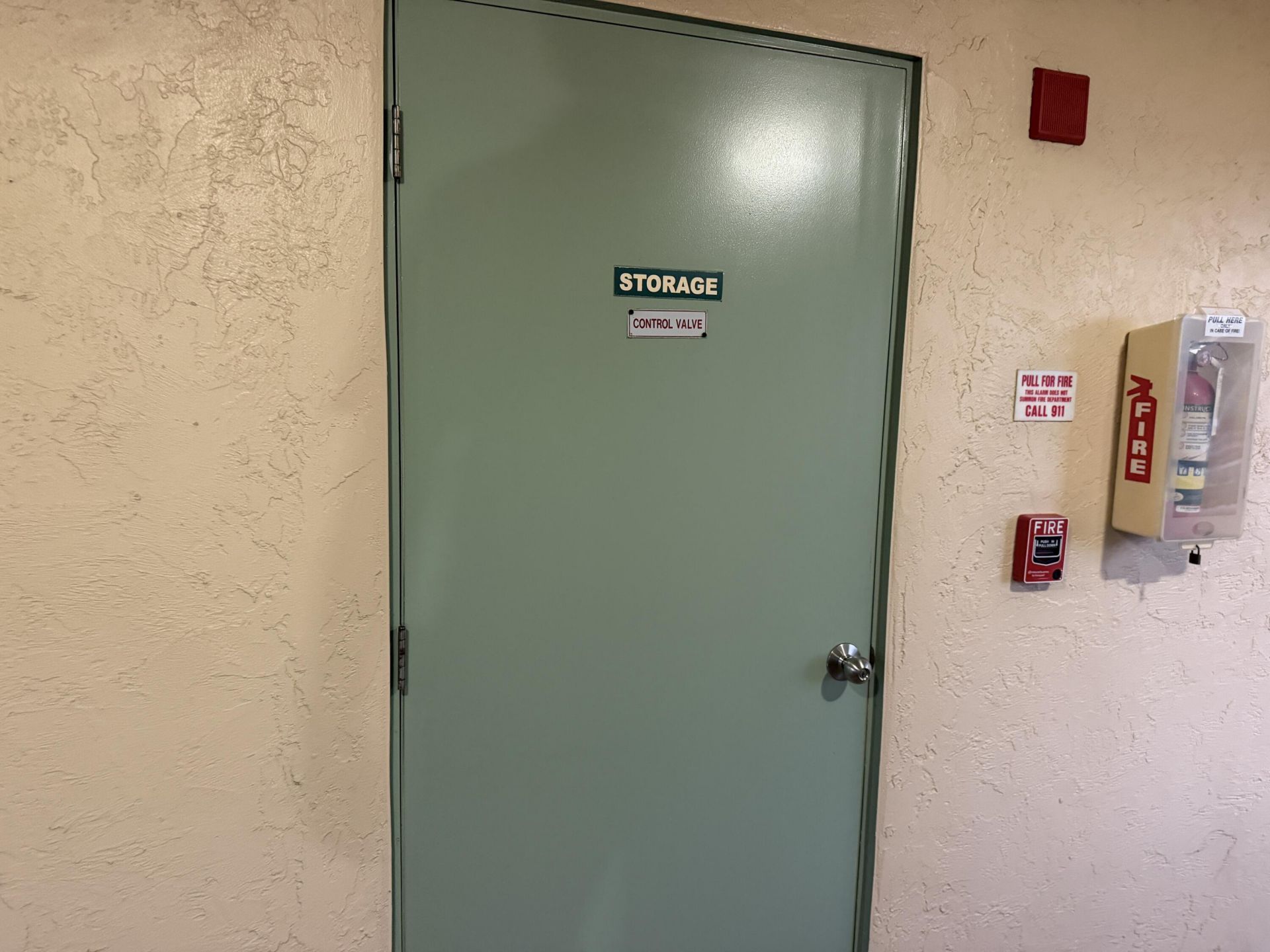 400 Village Green Circle W, Unit 205, Palm Springs, FL 33461 Photo