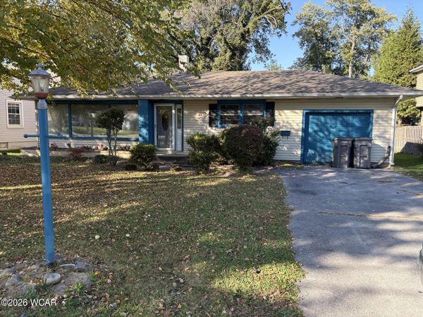 1938 W Elm Street, Lima, OH 45805
