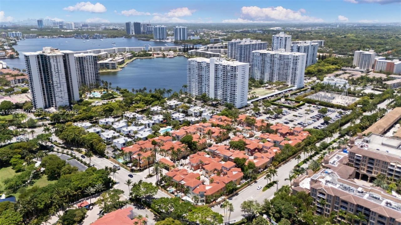 18475 NE 30th Pl , Aventura, FL 33160 Photo