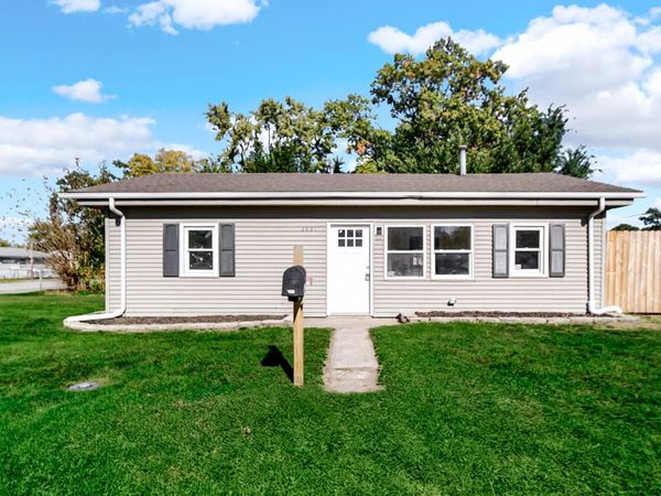 2697 Jasper Street , Lake Station, IN 46405