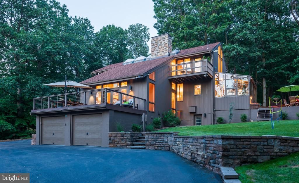 725 LAUREL RIDGE ROAD , REINHOLDS, PA 17569