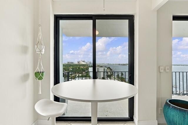 3800 Washington Road, Unit 1208, West Palm Beach, FL 33405 Photo