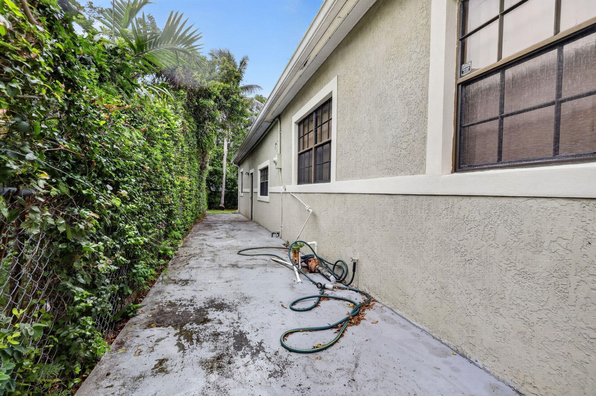 1385 NE 131st Street, North Miami, FL 33161 Photo