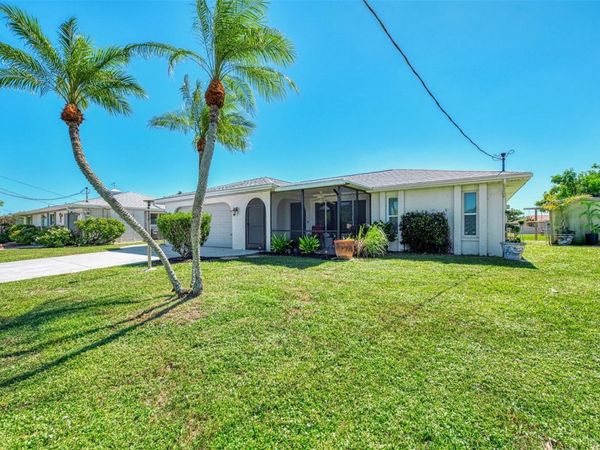 432 EDGEWOOD ROAD , VENICE, FL 34293