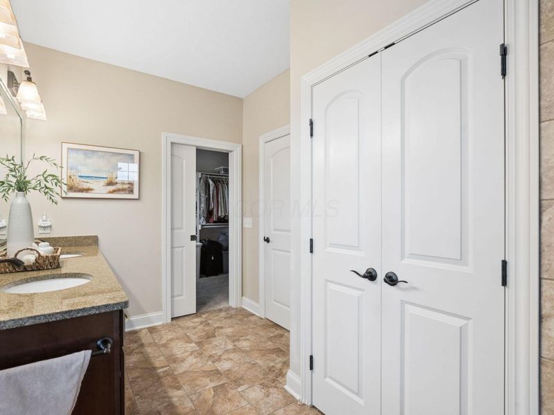 5435 Langwell Drive, Westerville, OH 43082 Photo 32