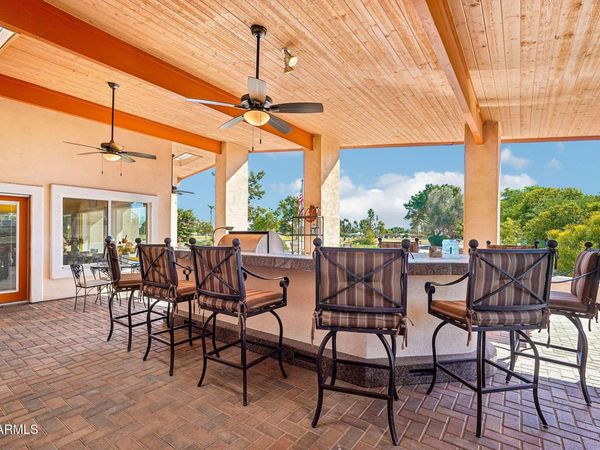 10653 W WELK Drive, Sun City, AZ 85373