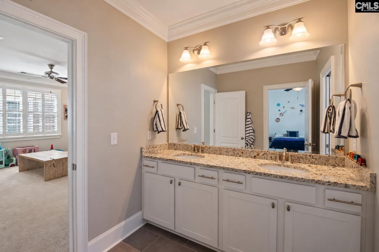 154 Glade Spring Drive Photo 33