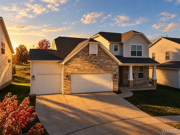 325 Gailin Drive , Lake St Louis, MO 63367