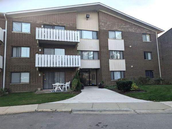 Unit 206, Palatine, IL 60074