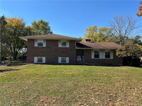 1215 S Heincke Road, Miamisburg, OH 45342