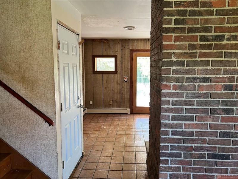 1215 S Heincke Road, Miamisburg, OH 45342 Photo 2