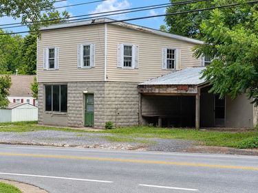 1432 LYNDHURST RD, WAYNESBORO, VA 22980