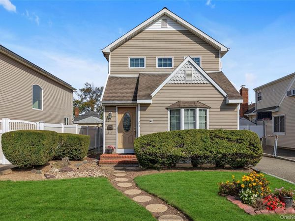 123 Beach Drive , Merrick, NY 11566