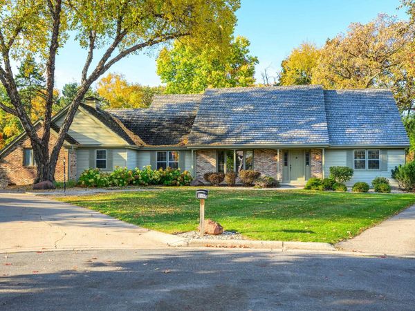 110 Horseshoe Bend, Madison, WI 53705