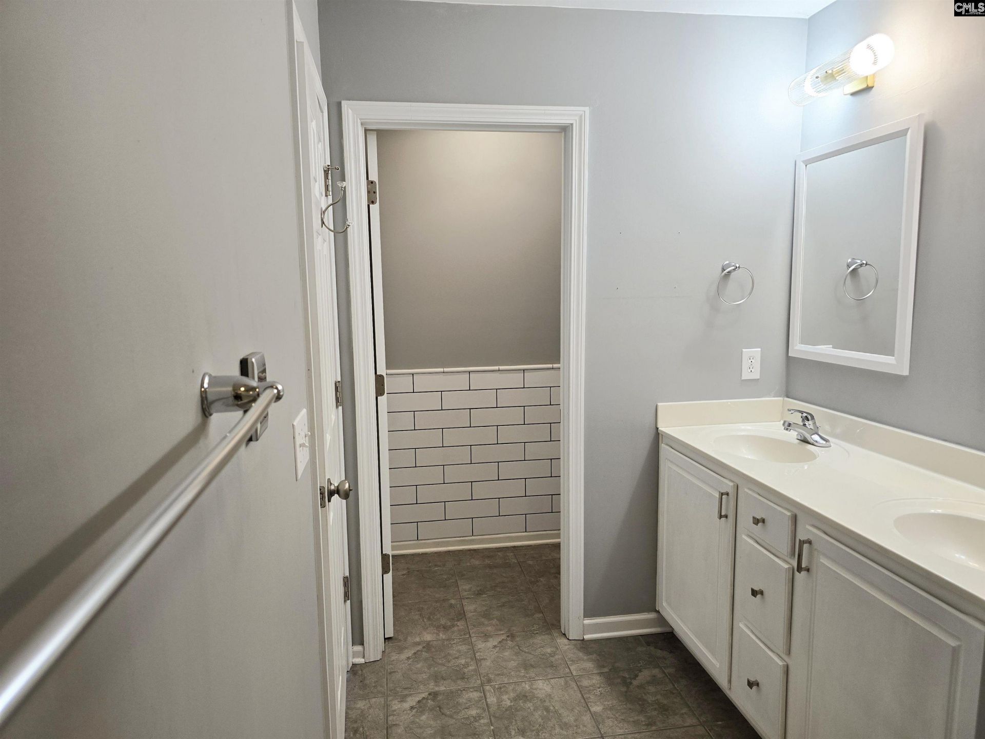 733 Garden Forest Road Photo 17