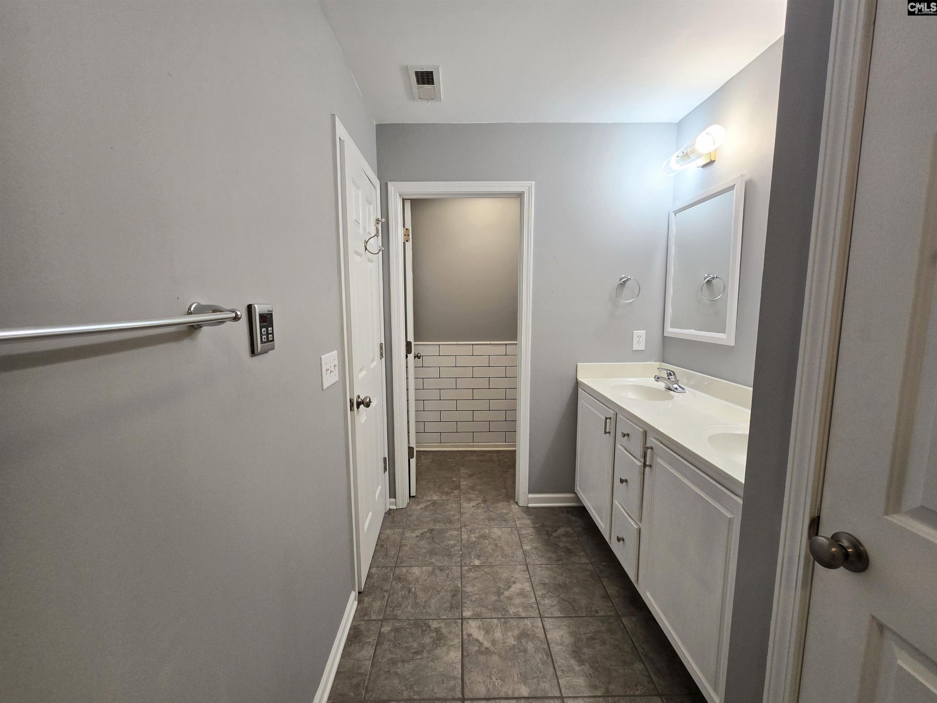 733 Garden Forest Road Photo 18
