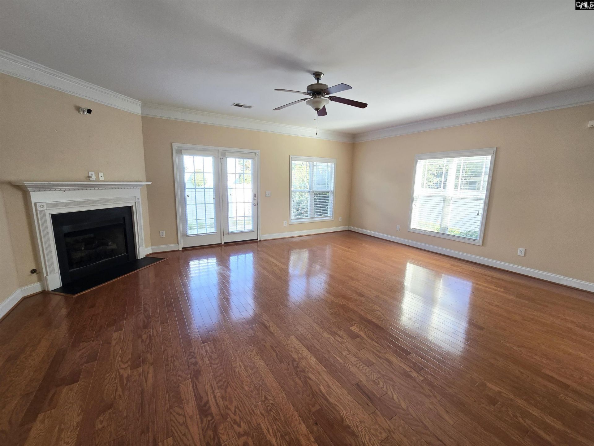 733 Garden Forest Road Photo 4
