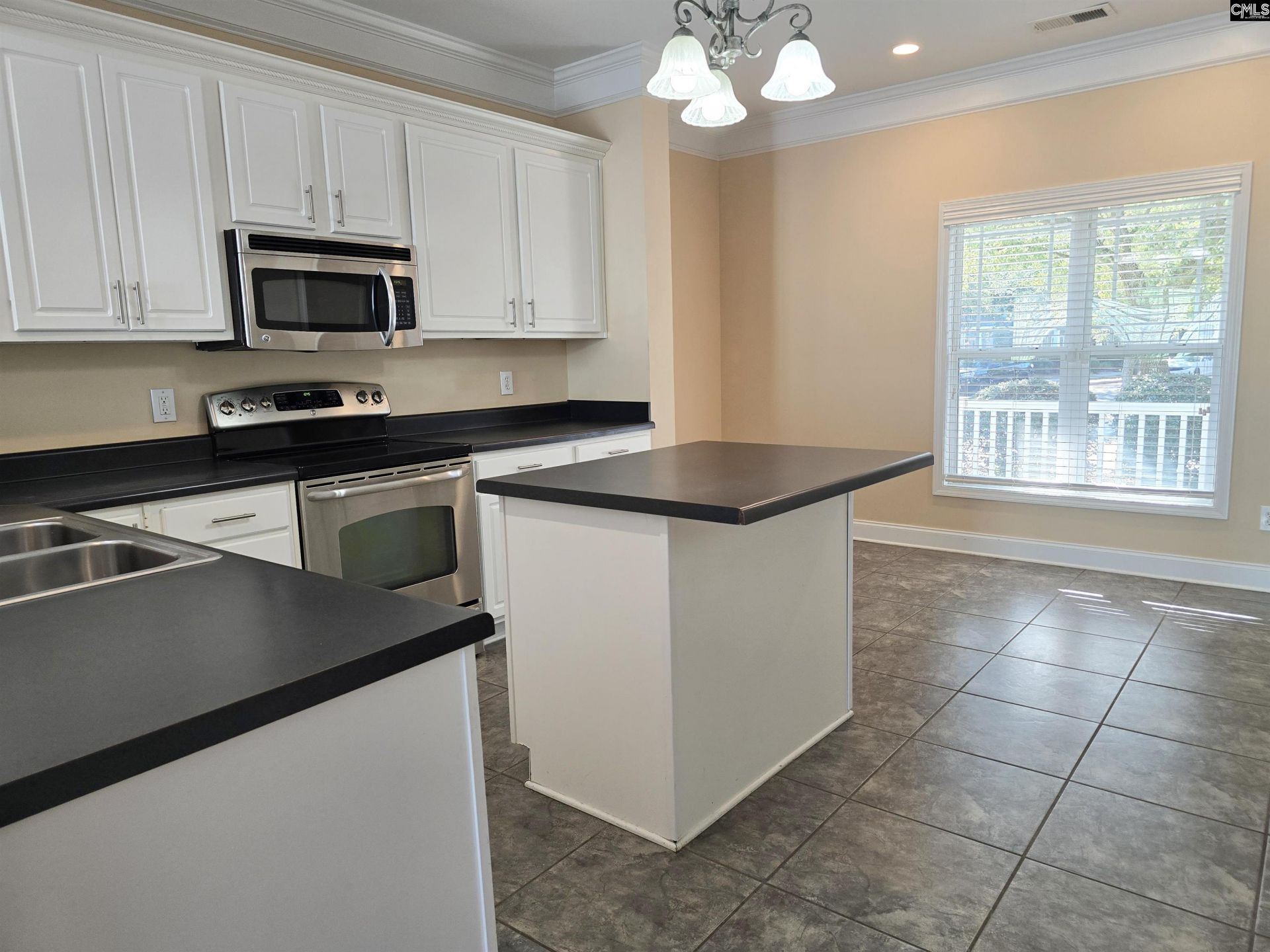 733 Garden Forest Road Photo 8