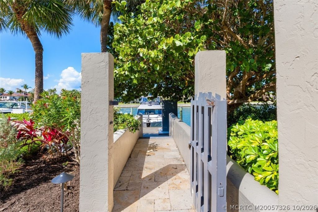 6549 SE South Marina Way , Stuart, FL 34996 Photo