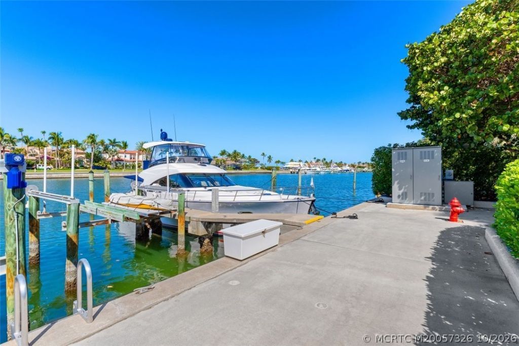 6549 SE South Marina Way , Stuart, FL 34996 Photo