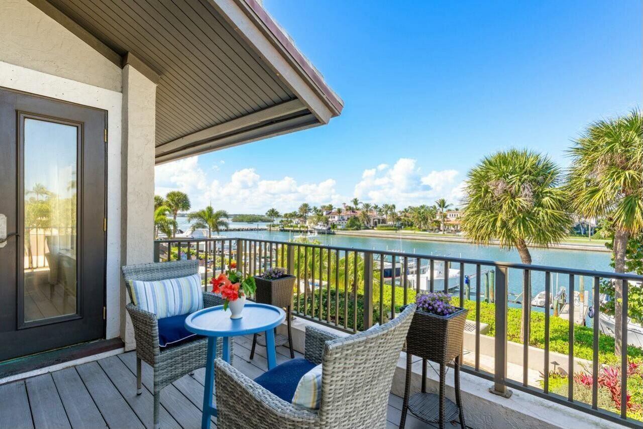 6549 SE South Marina Way, Stuart, FL 34996 Photo