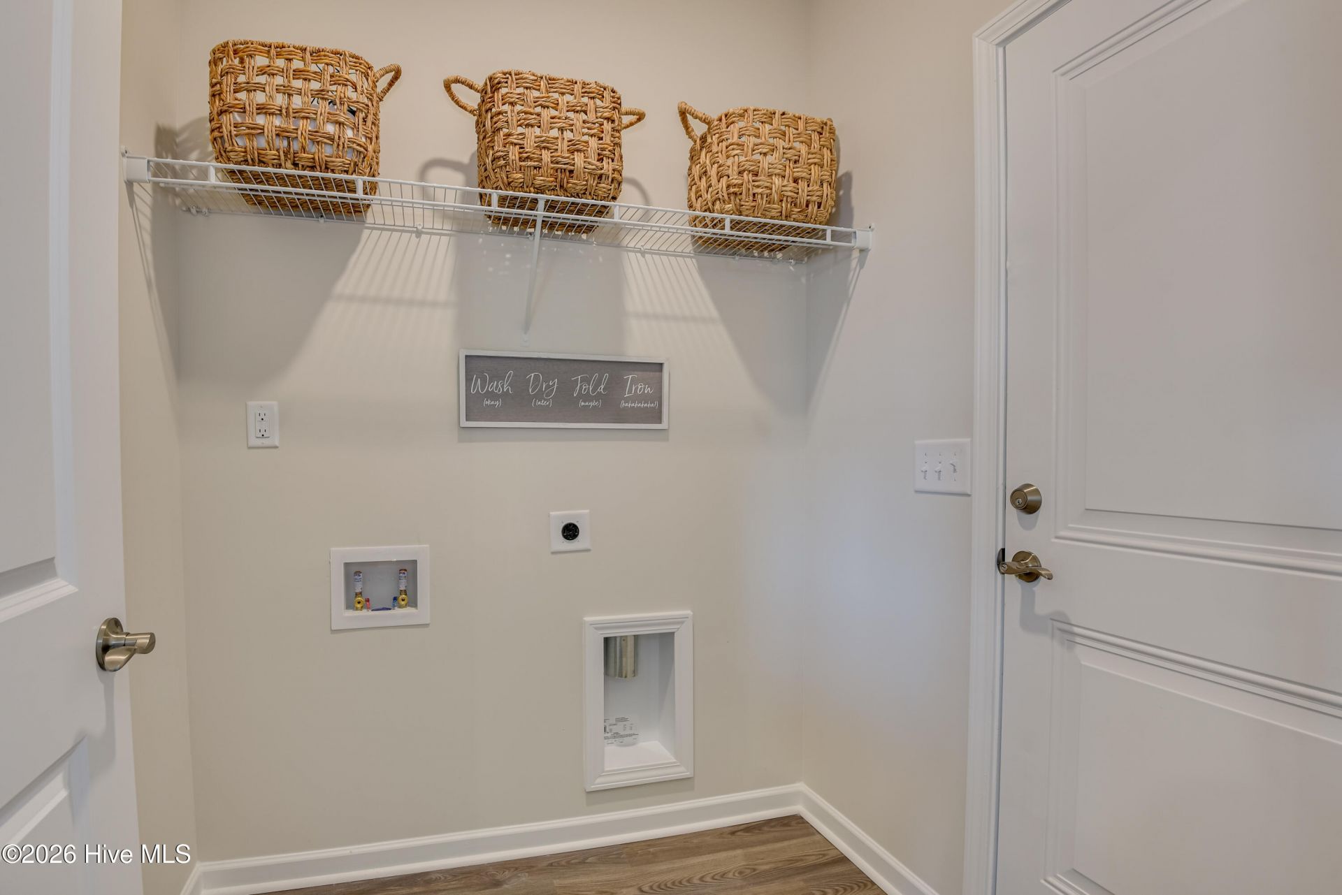 713 Tess Street Photo 22