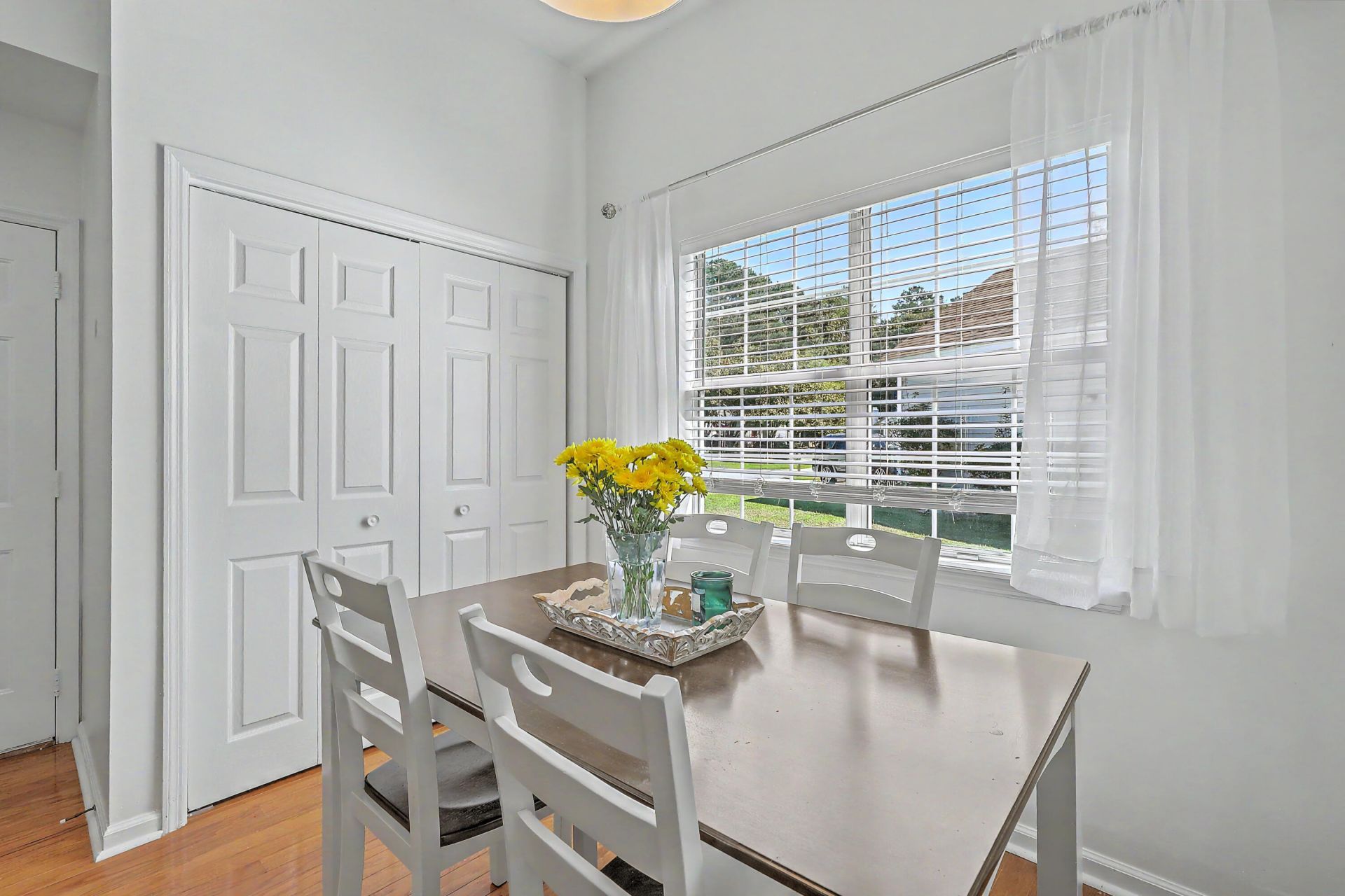 3251 Castleford Court Photo 20